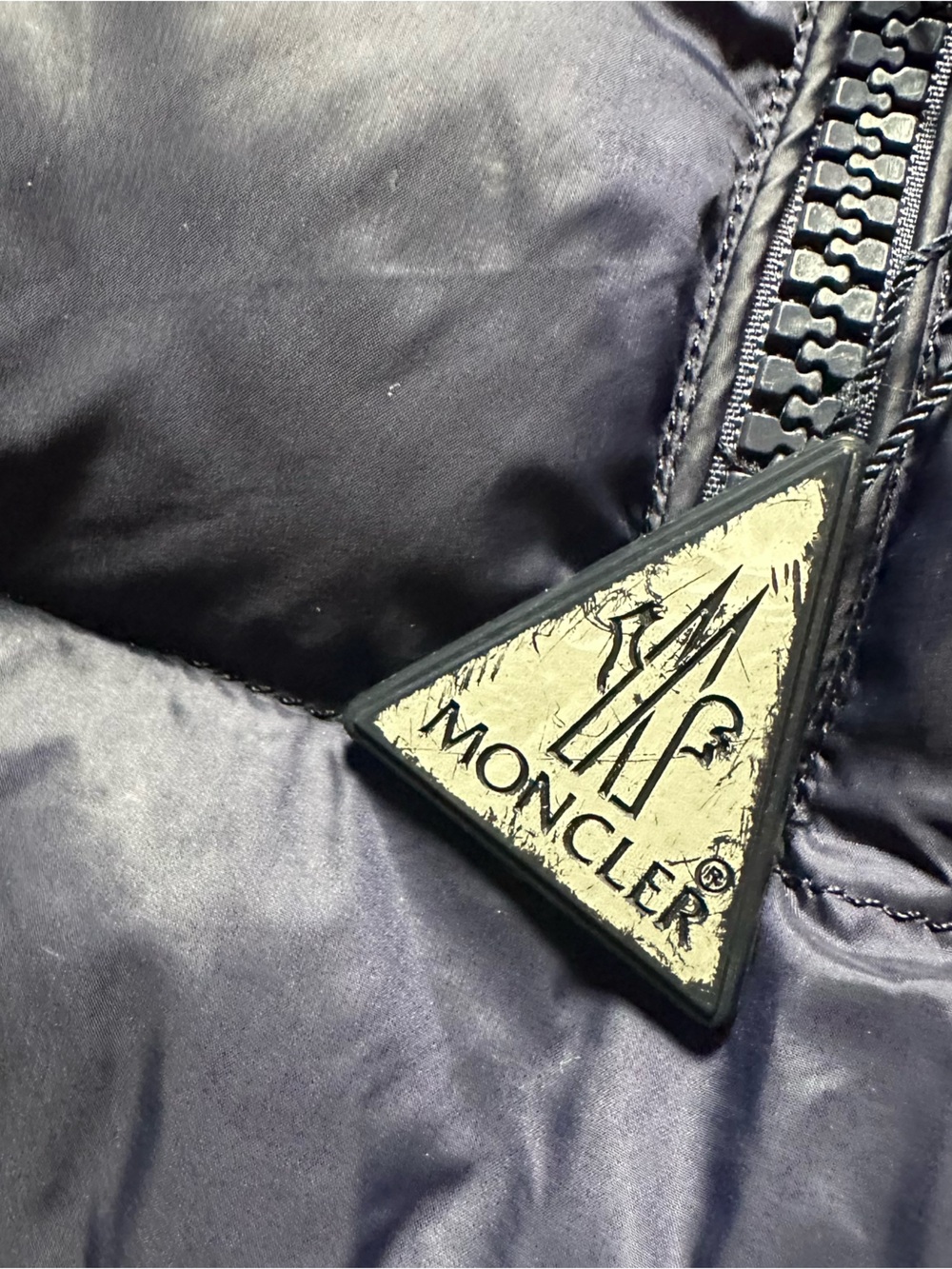 Women’s medium Moncler Navy Quilted Down Puffer Jacket - Picture 4 of 14